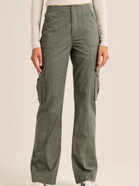 Women's relaxed Cargo Pants